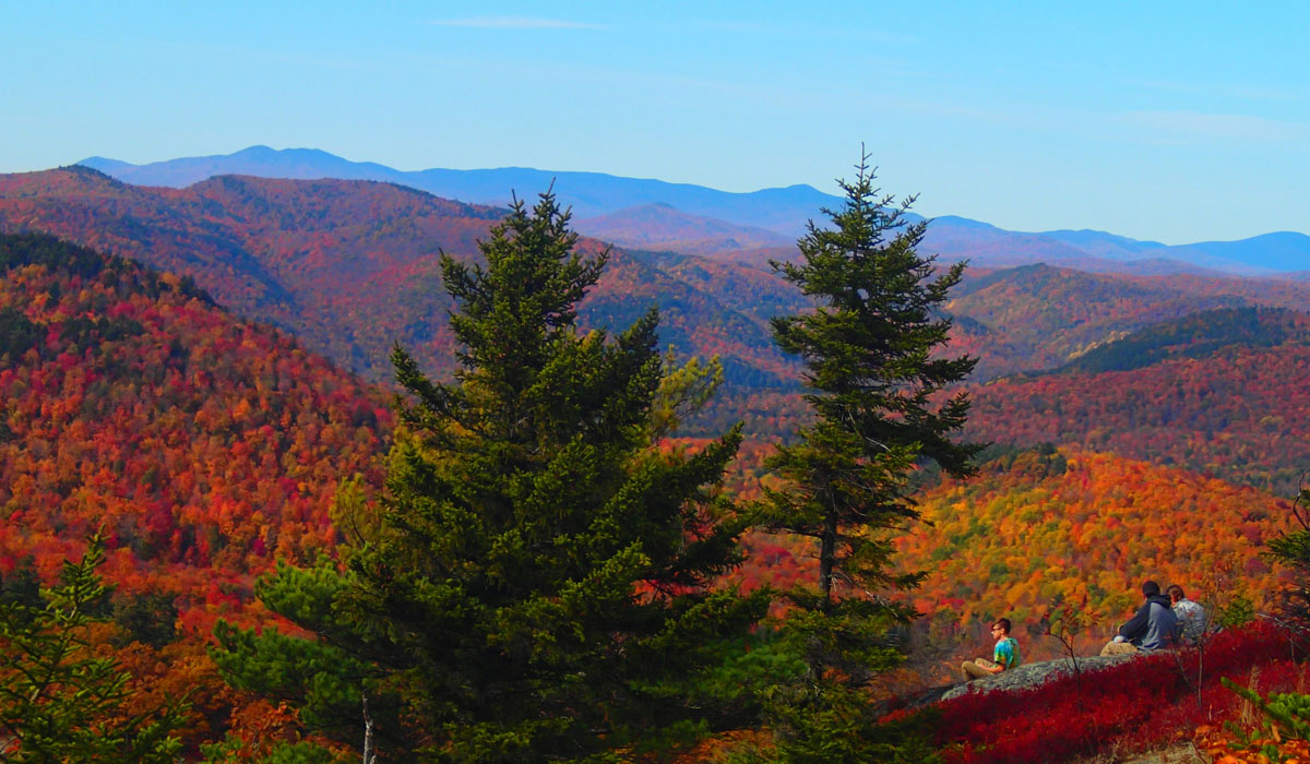 North Creek Fall Vacation Guide